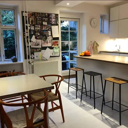 Private 3-story House - In Iconic Carlsberg Byen Apartment *